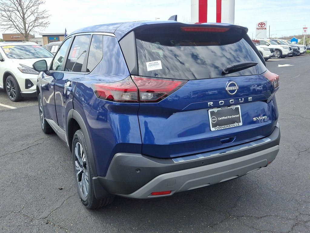 2022 Nissan Rogue SV 4