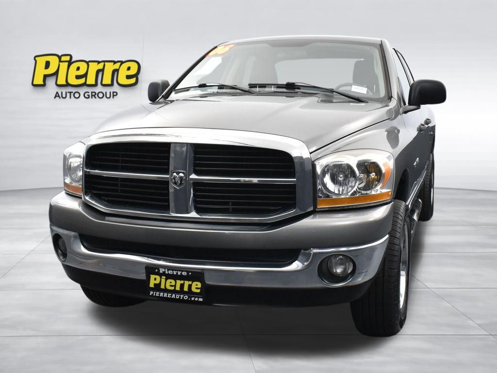 2006 Dodge RAM 1500 SLT Quad Cab 4WD