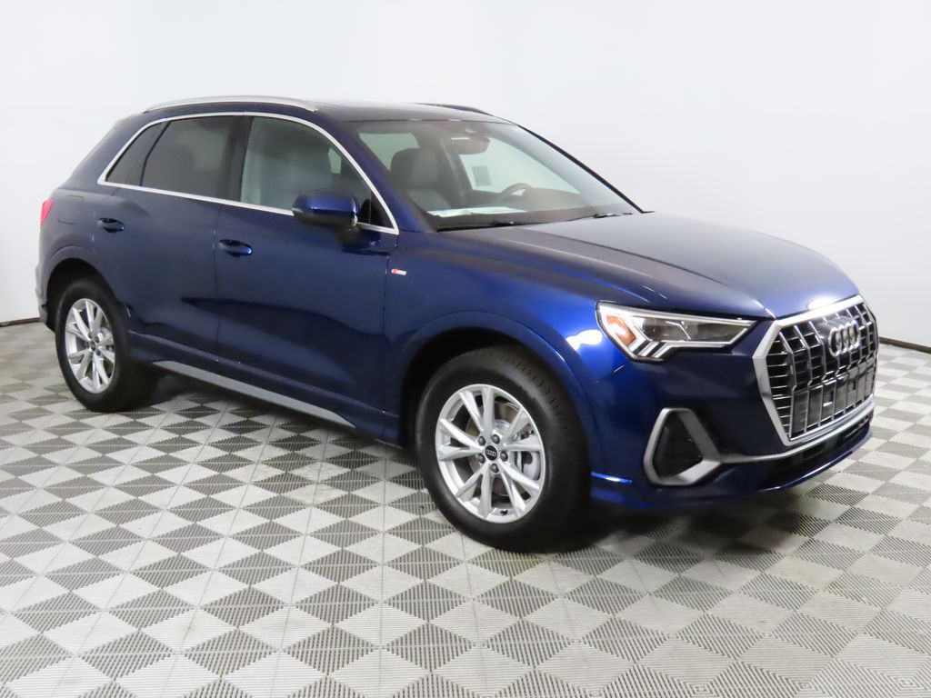 Thumbnail: 2025 Audi Q3 - 7