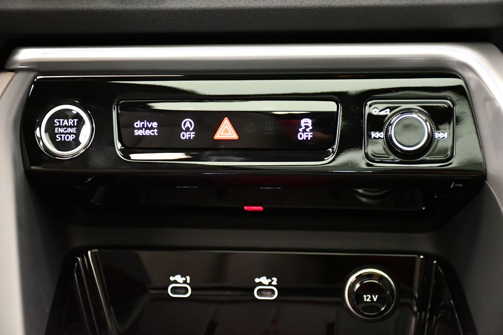 Thumbnail: 2025 Audi Q5 - 27