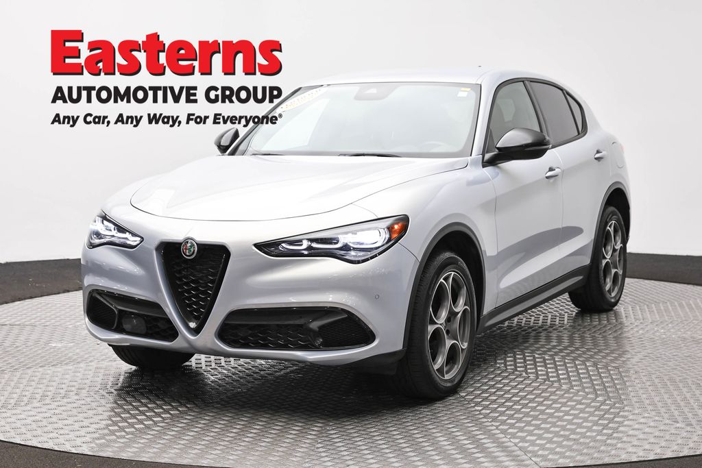 Moonlight Gray Metallic 2024 Alfa Romeo Stelvio Sprint AWD SUV / Crossover All-Wheel Drive 8-Speed Automatic