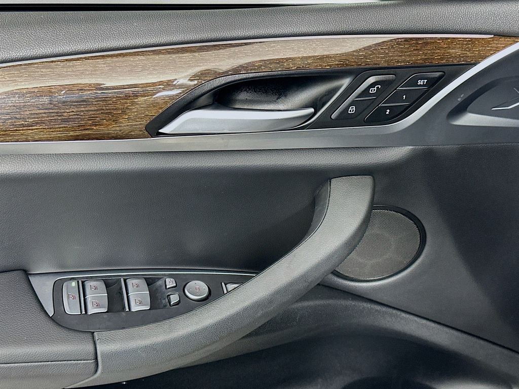 Thumbnail: 2022 BMW X3 - 18