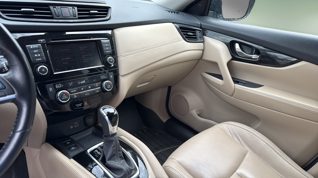 2018 Nissan Rogue SL White at Subaru and VW of Moon Township
