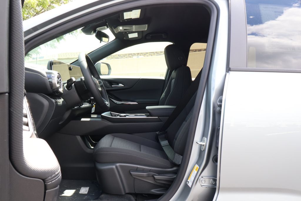 Thumbnail: 2026 Chevrolet Equinox - 14