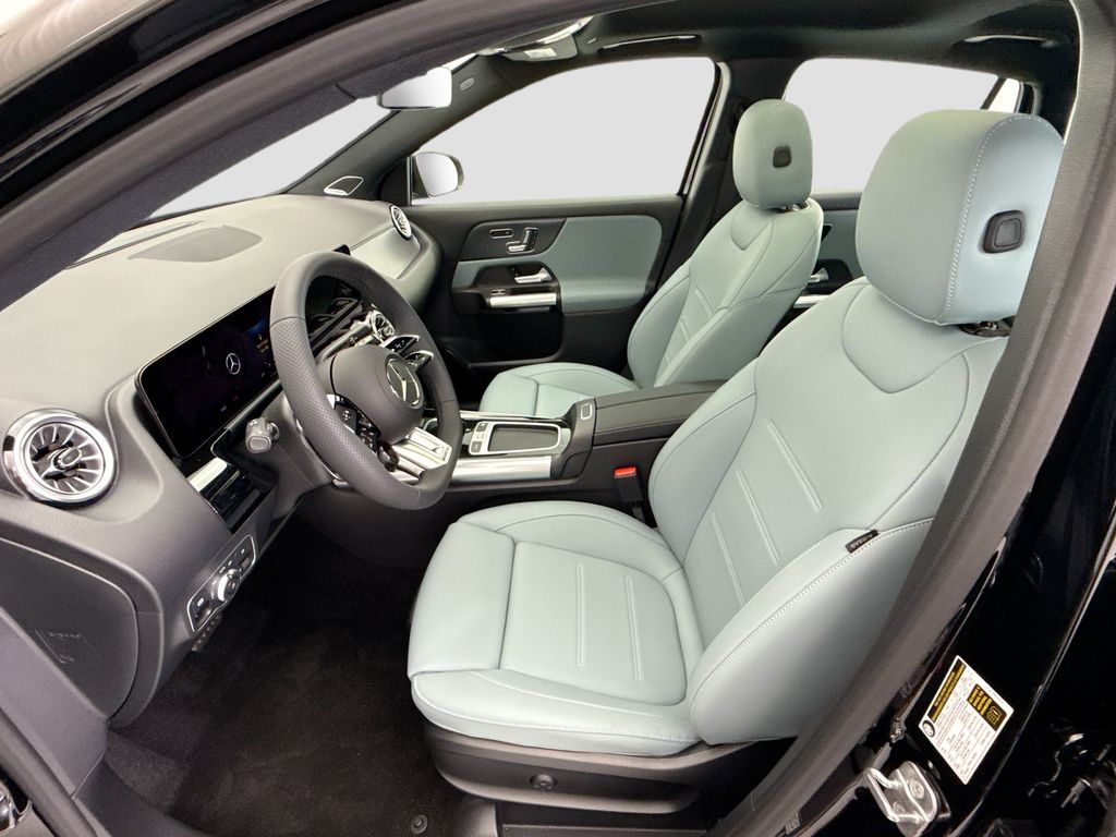 Thumbnail: 2026 Mercedes-Benz GLA - 18