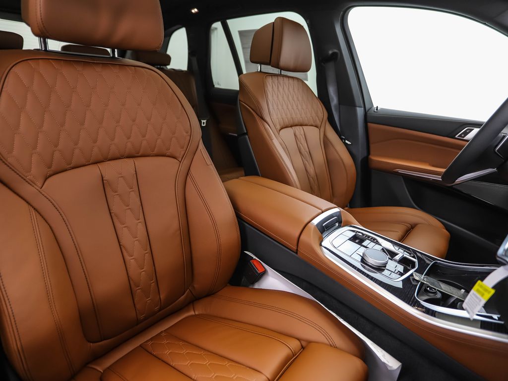 Thumbnail: 2026 BMW X5 - 31