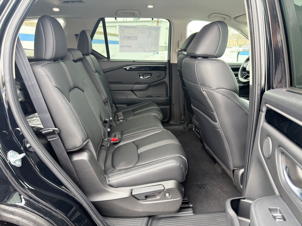 Thumbnail: 2026 Honda Pilot - 24