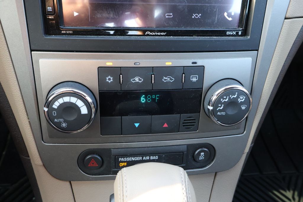 Thumbnail: 2012 Chevrolet Malibu - 26