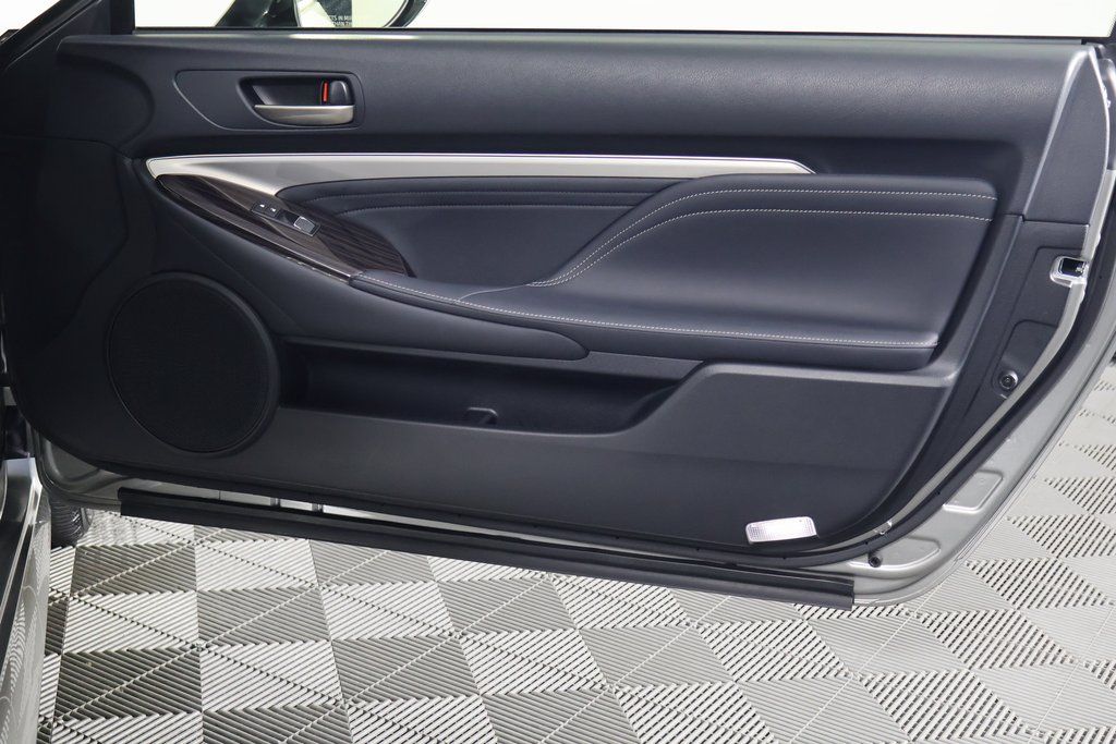 Thumbnail: 2019 Lexus RC - 13