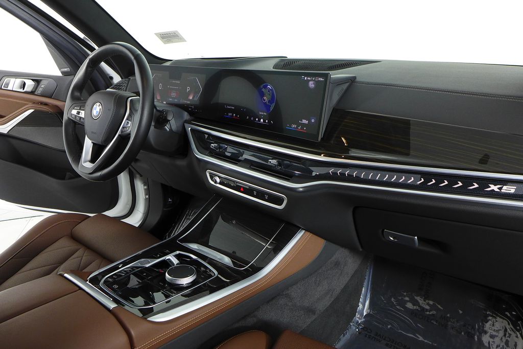 2024 BMW X5 xDrive40i 13