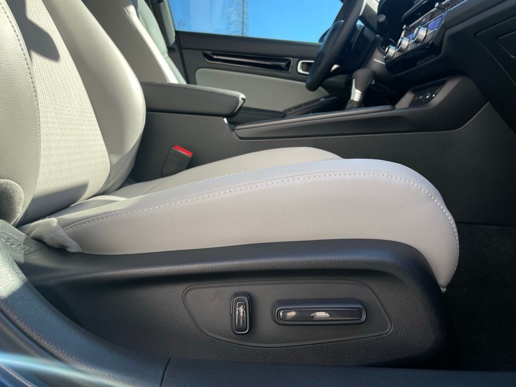 Thumbnail: 2026 Honda Civic - 28