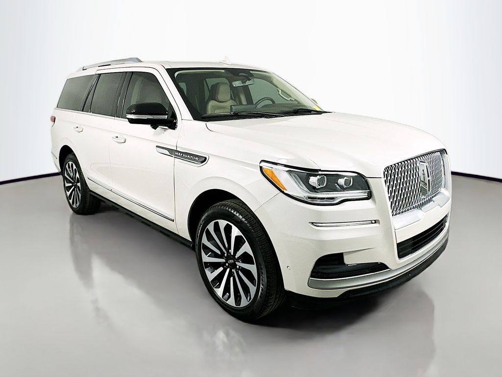 2023 Lincoln Navigator Reserve 3