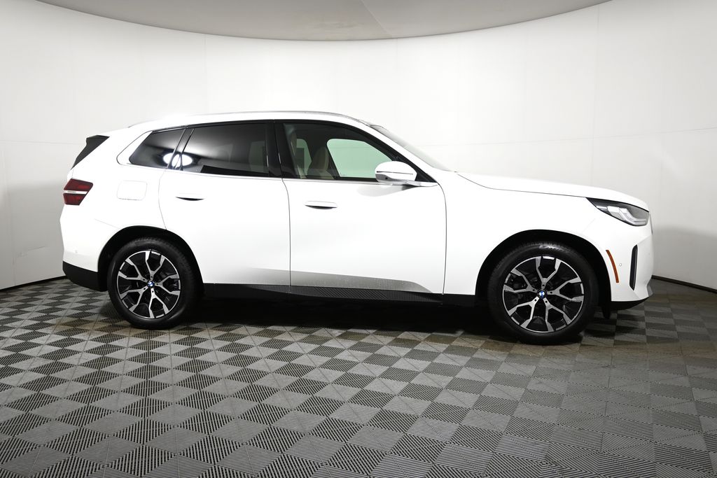 Thumbnail: 2026 BMW X3 - 8