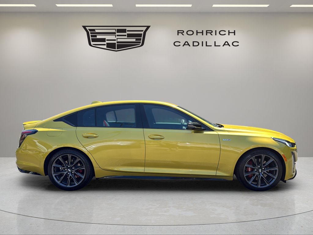 2024 Cadillac CT5