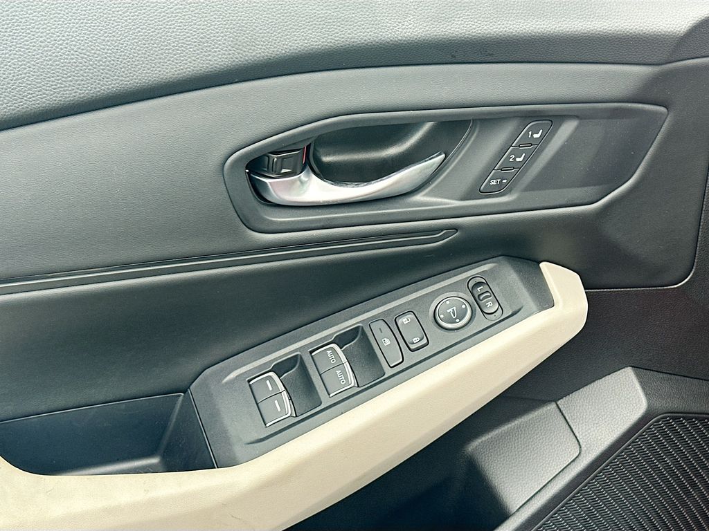 Thumbnail: 2025 Honda Accord - 19