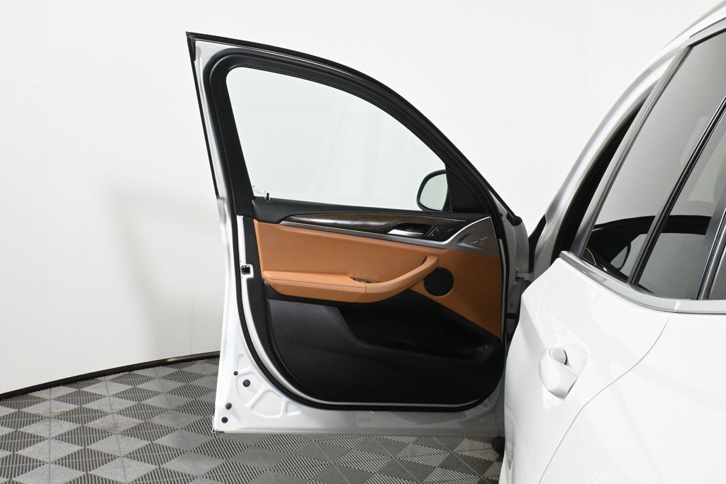 Thumbnail: 2023 BMW X3 - 28