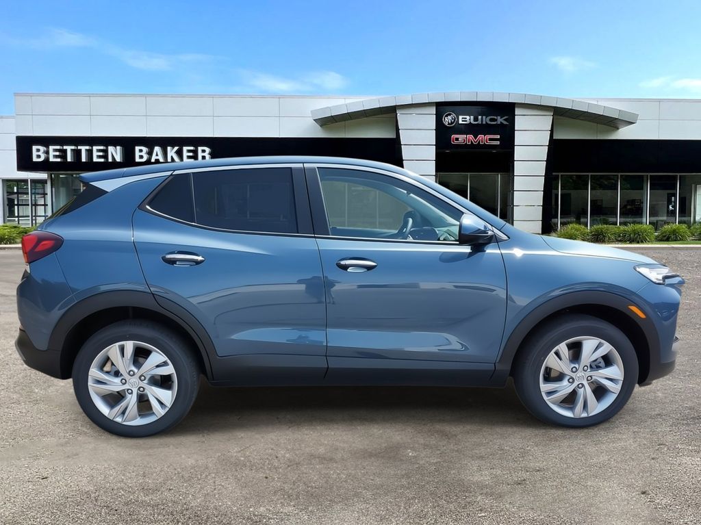 2025 Buick Encore GX Preferred 8