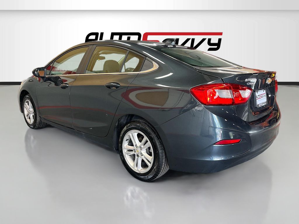 Used 2018 Graphite Metallic Chevrolet LT image 5