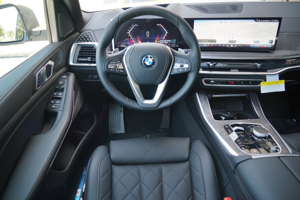 Thumbnail: 2026 BMW X5 - 15