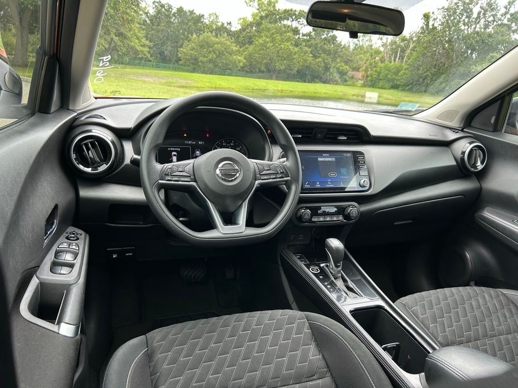 Thumbnail: 2021 Nissan Kicks - 12