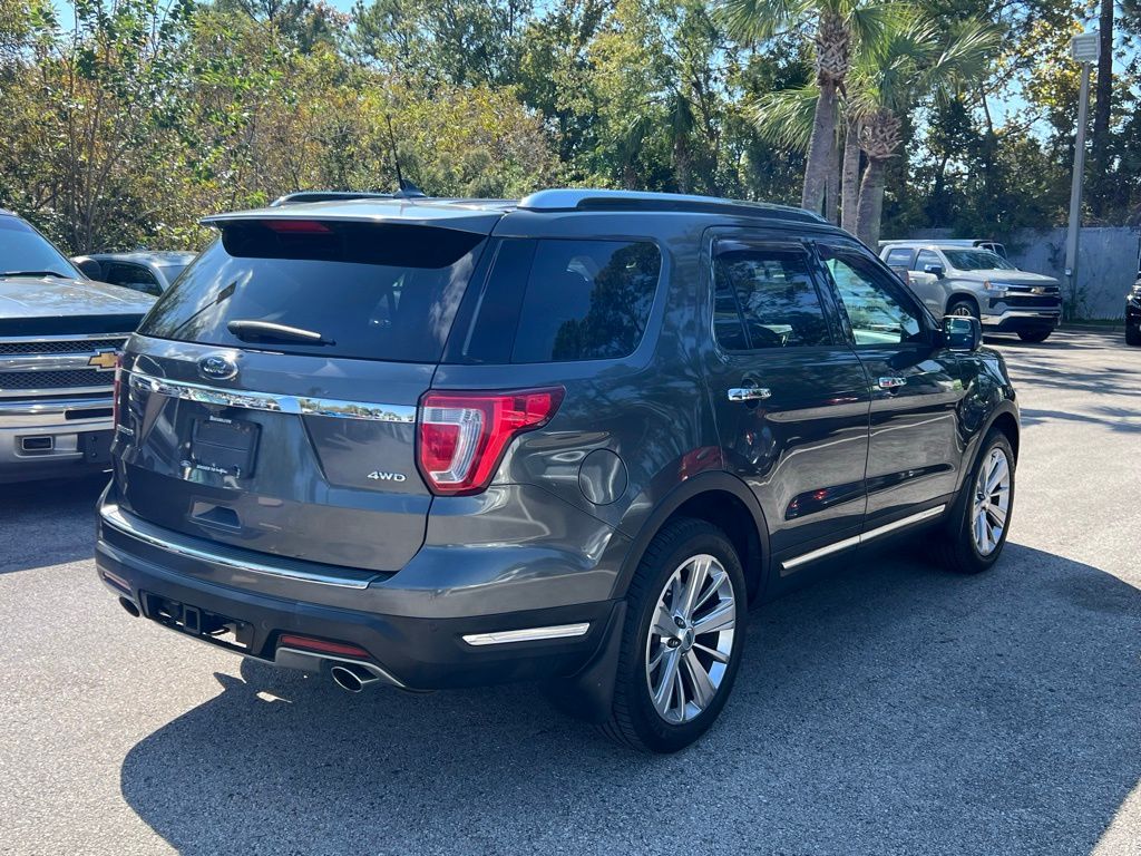 2019 Ford Explorer Limited 3