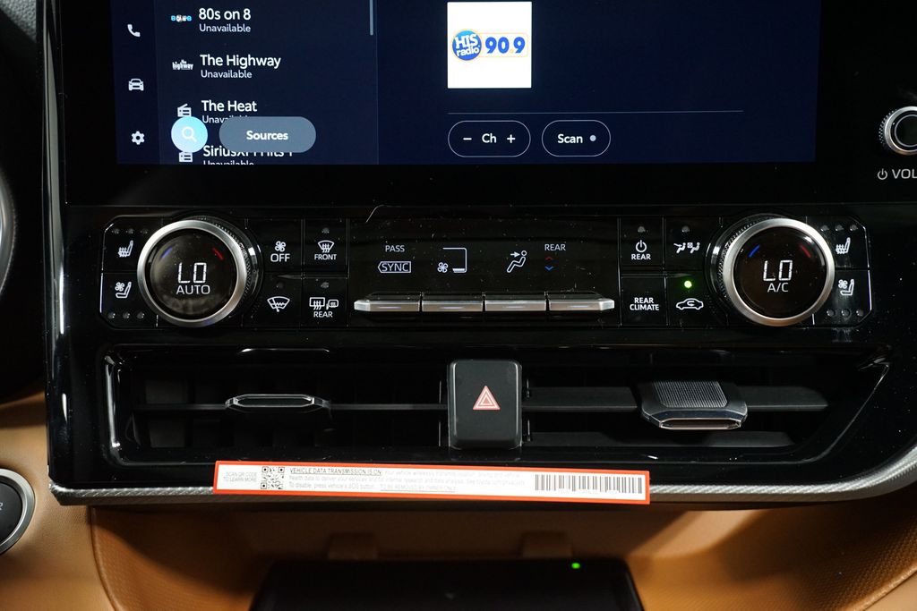 Thumbnail: 2026 Toyota Highlander - 21