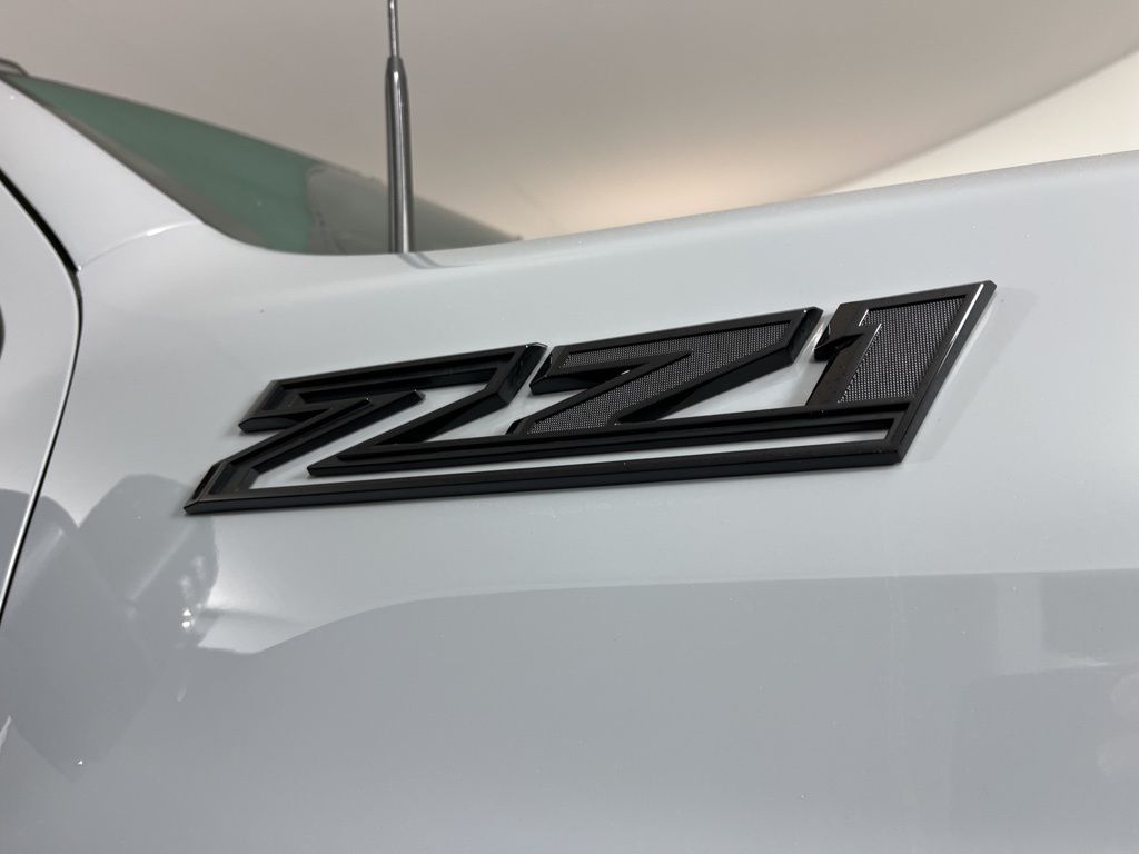 2024 Chevrolet Silverado 2500 LTZ 9