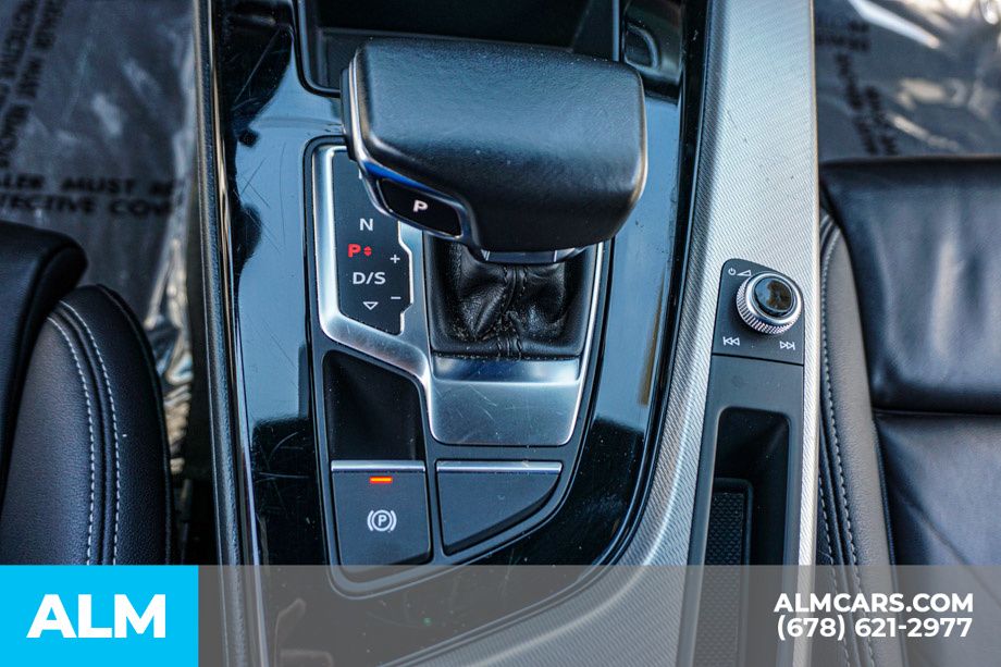 Used 2025 Gray Audi  image 46
