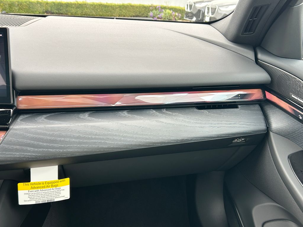 Thumbnail: 2026 BMW i5 - 26