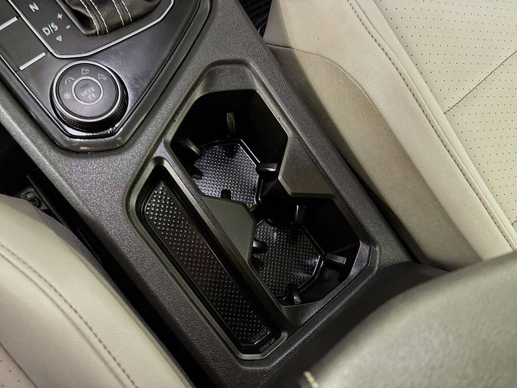 2021 Volkswagen Tiguan 2.0T SE R-Line Black