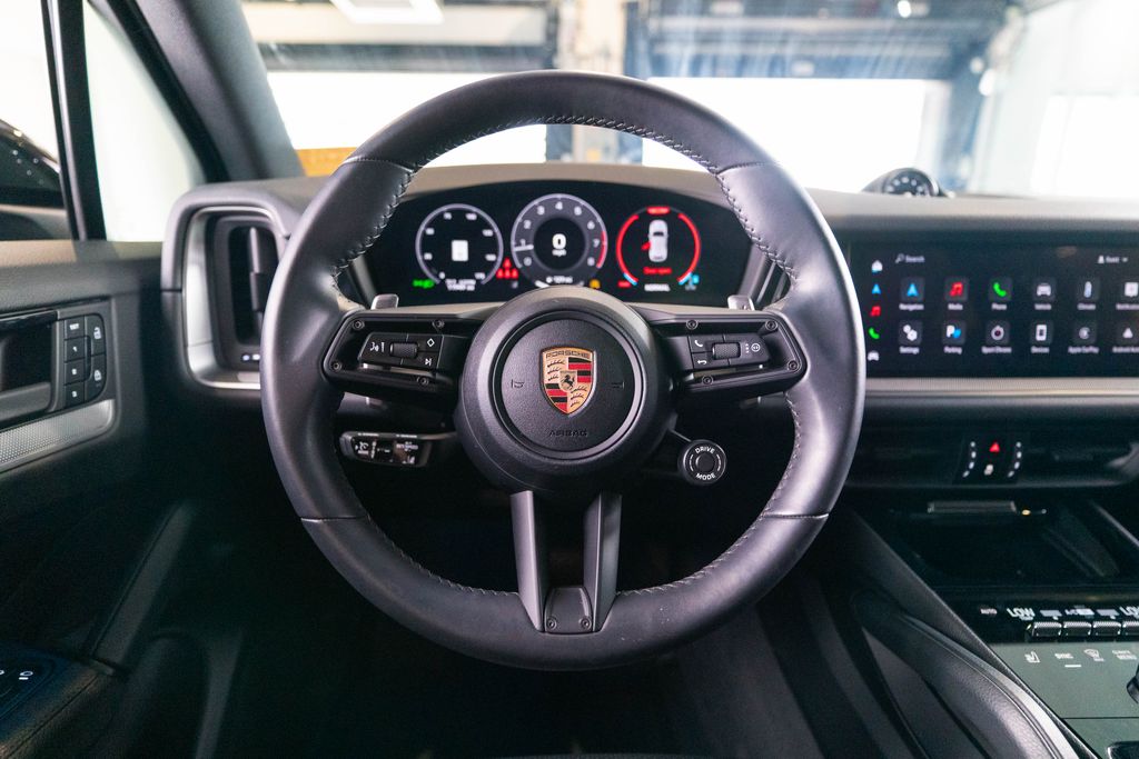 Used 2025 Porsche Cayenne SUV