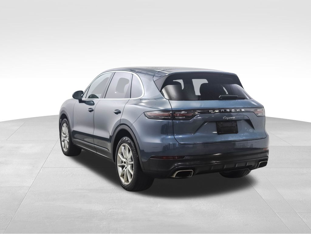 Thumbnail: 2020 Porsche Cayenne - 3