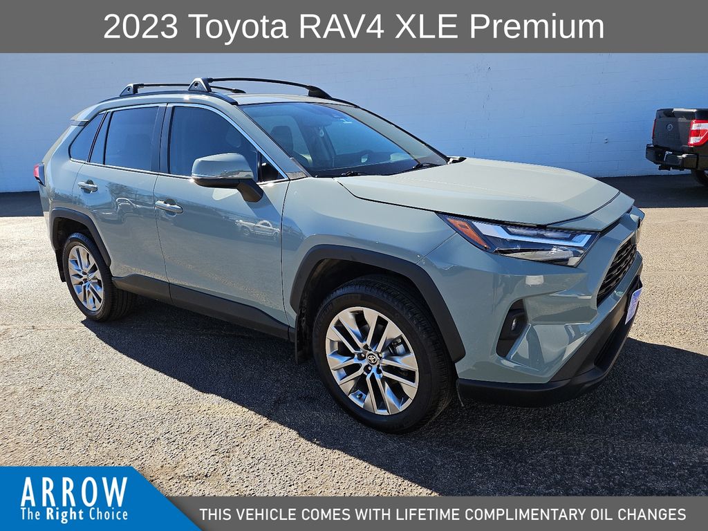 2023 Toyota RAV4 XLE Premium FWD