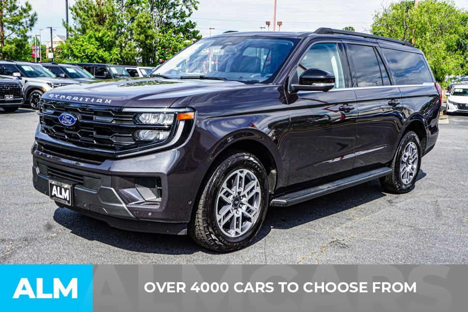 Used 2025 Gray Ford Active image 3