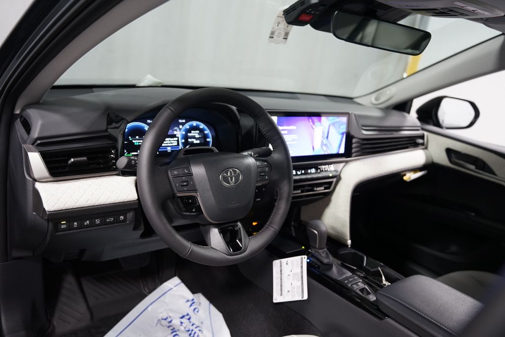 Thumbnail: 2026 Toyota Camry - 11