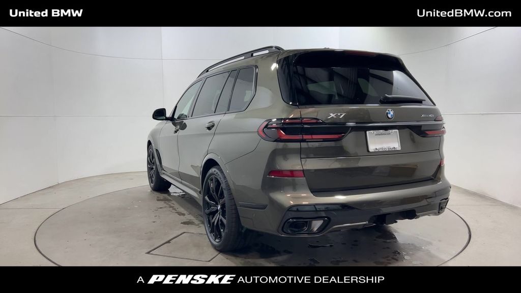 Thumbnail: 2026 BMW X7 - 7