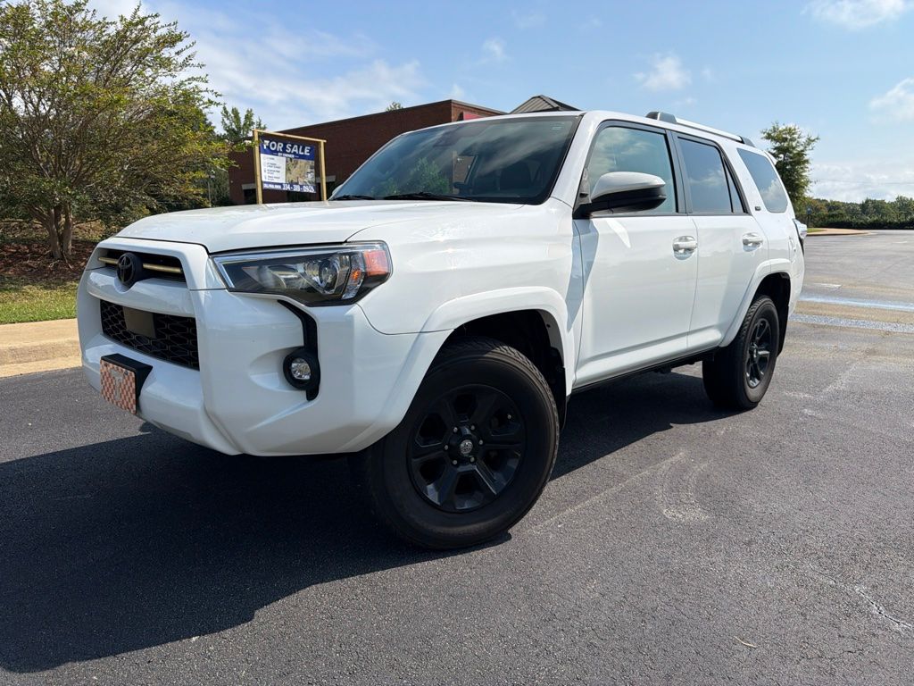 White 2022 Toyota 4Runner SUV / Crossover Four-Wheel Drive 5-Speed Automatic