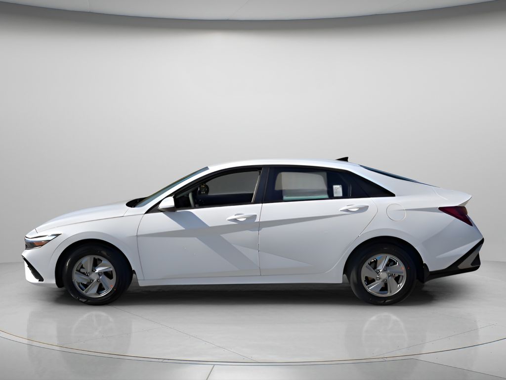 2026 Hyundai Elantra - $22,610