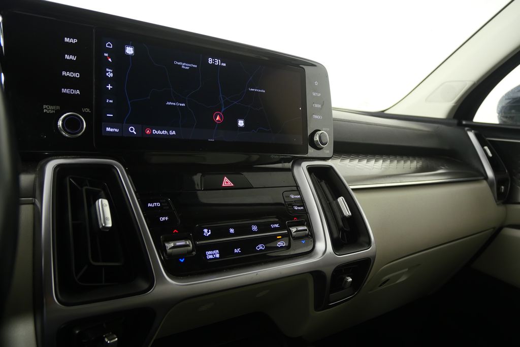 Thumbnail: 2023 Kia Sorento - 22