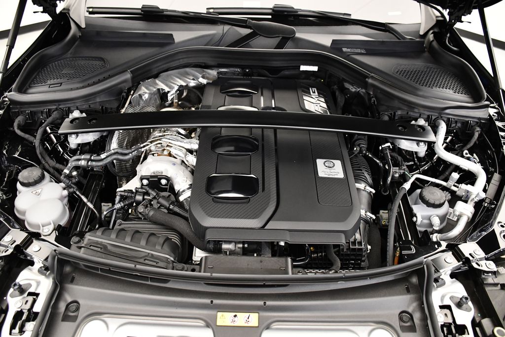 Thumbnail: 2025 Mercedes-Benz GLC - 12