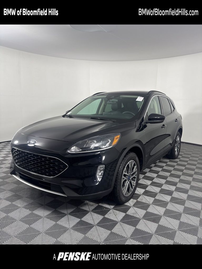 Thumbnail: 2020 Ford Escape - 1
