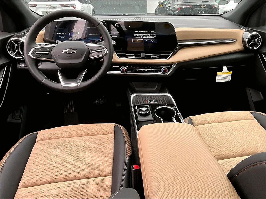 2026 Chevrolet Equinox — photo 12