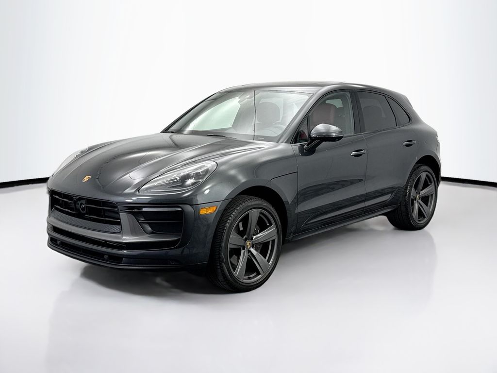 2025 Porsche Macan  -
                  Phoenix, AZ