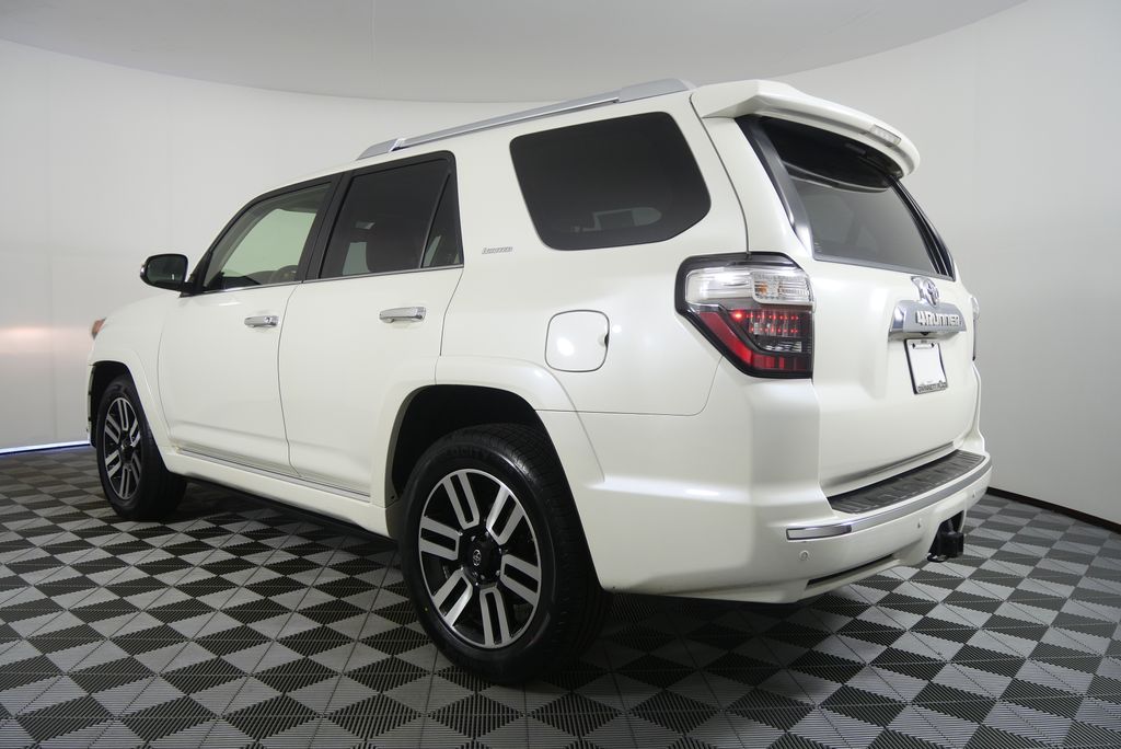 Thumbnail: 2018 Toyota 4Runner - 5