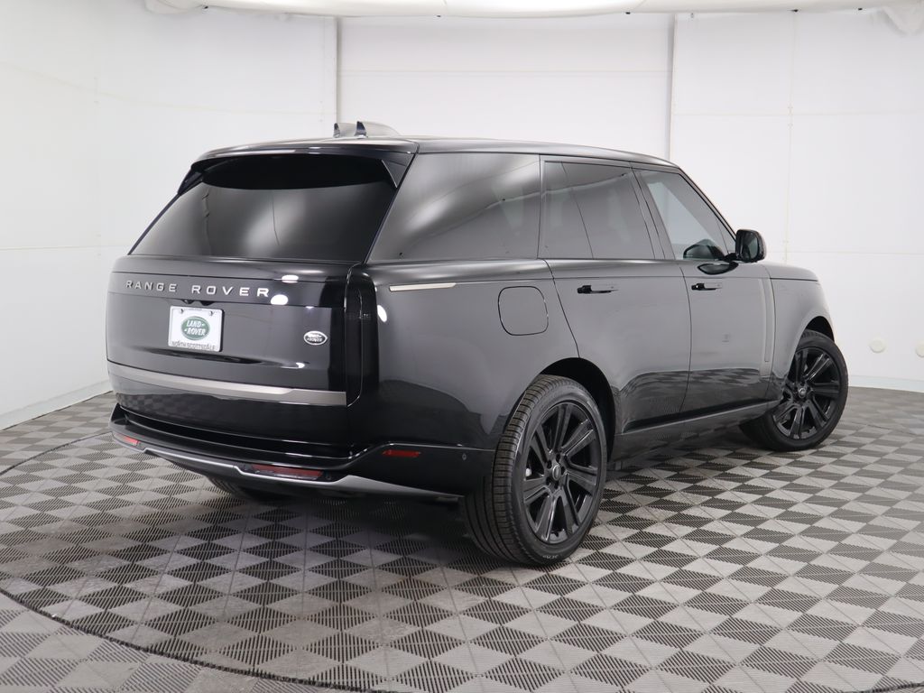 2023 Land Rover Range Rover SE 5