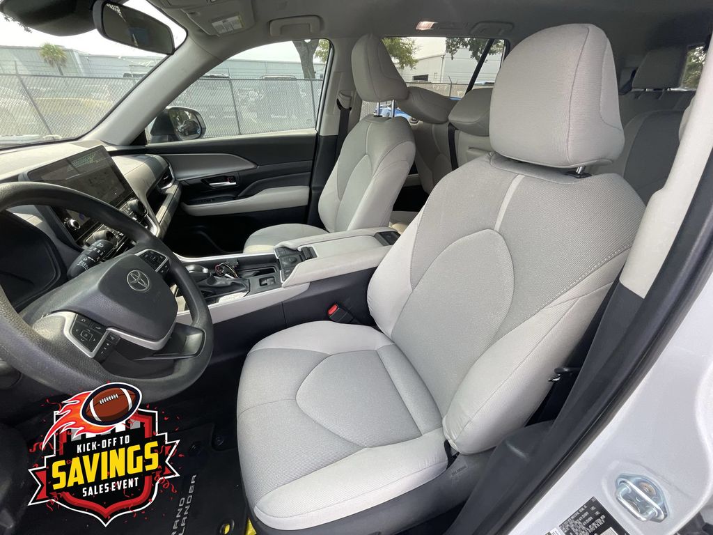 Used 2025 Toyota Grand Highlander SUV