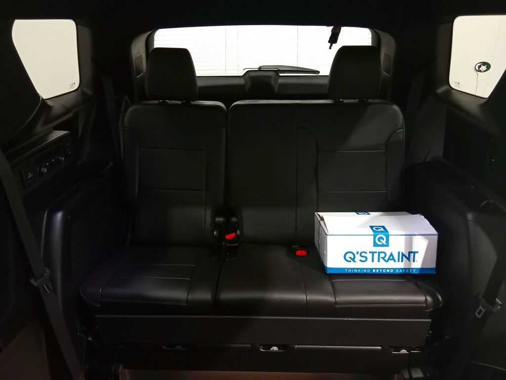 2022 Chevrolet Traverse FWD LT Leather