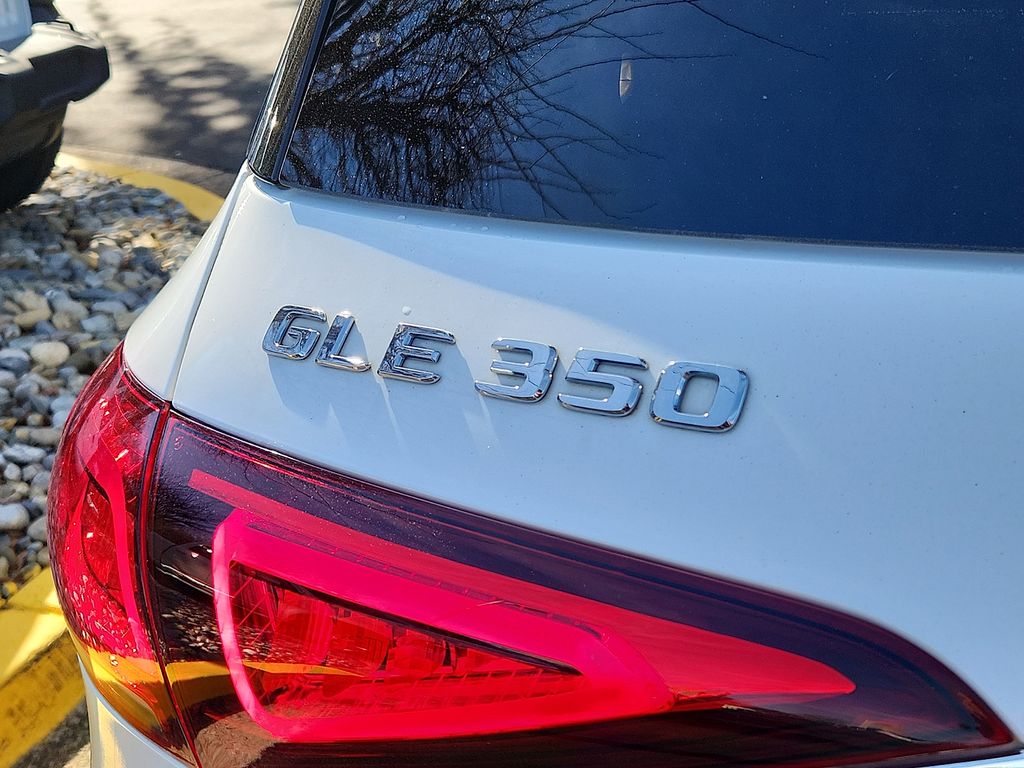 Thumbnail: 2020 Mercedes-Benz GLE - 31