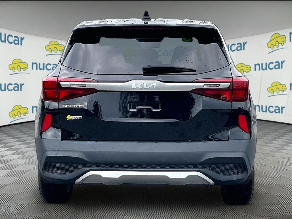 2023 Kia Seltos — photo 5