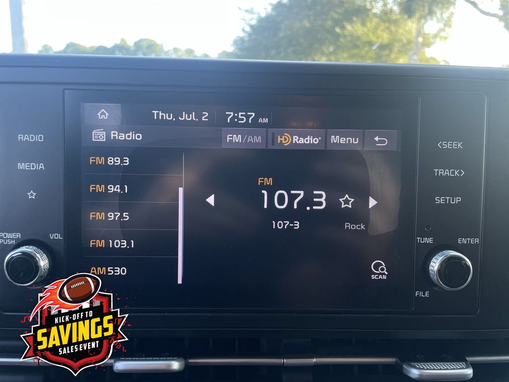Used 2022 Kia Carnival Van